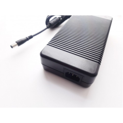 Блок питания к ноутбуку Dell 210W 19.5V 10.8A, 7.4/5.0(pin inside) (PA-7E / A40343)