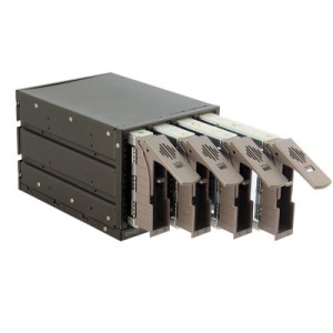 Бэкплейн Chieftec 3x5.25"/4x3.5" Hot-Swap (SST-3141SAS)