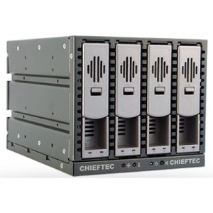 Бэкплейн Chieftec 3x5.25"/4x3.5" Hot-Swap (SST-3141SAS)