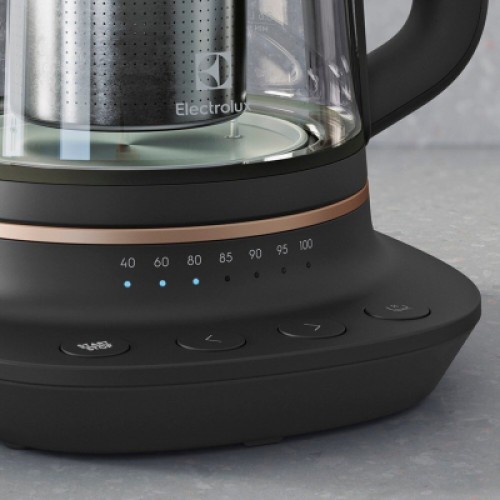 Электрочайник Electrolux E7GK1-8BP