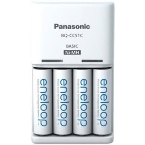 Зарядное устройство для аккумуляторов Panasonic Basic Charger + Eneloop 4AA 2000 mAh New (K-KJ51MCD40E)