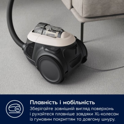 Пылесос Electrolux EL61H4SW