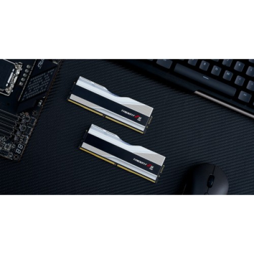 Модуль памяти для компьютера DDR5 32GB (2x16GB) 6400 Trident Z5 RGB G.Skill (F5-6400J3239G16GX2-TZ5RS)