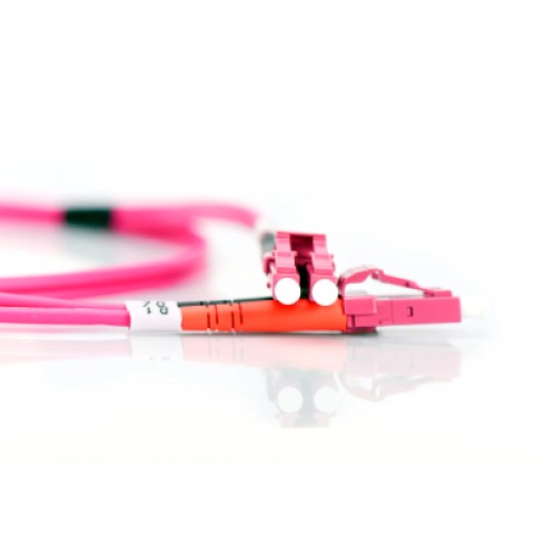 Оптический патчкорд Digitus LC/UPC-LC/UPC,50/125 OM4(Multimode),duplex,3m (DK-2533-03-4)