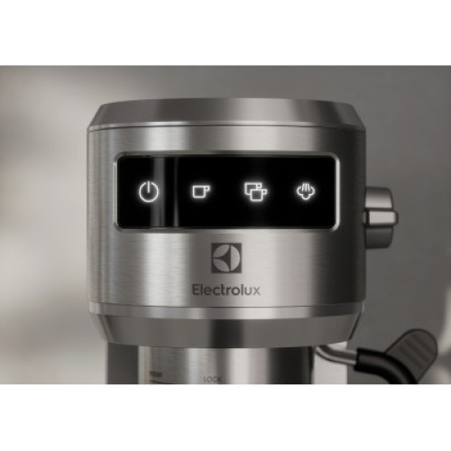 Рожковая кофеварка эспрессо Electrolux E6EC1-6ST