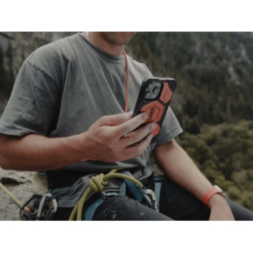 Чехол для мобильного телефона UAG Apple iPhone 15 Pro Max Monarch Pro Magsafe Rust (114222119191)