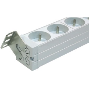Силовой блок 19" 1U, 9хShuko, вилка С14 Zpas (W-LZ30-09-SU-000-K)