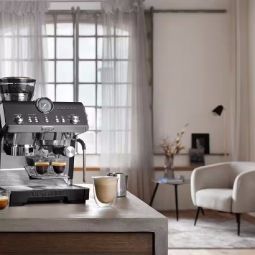 Рожковая кофеварка эспрессо DeLonghi EC 9555 BK