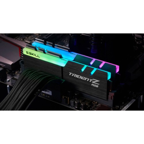 Модуль памяти для компьютера DDR4 32GB (2x16GB) 3200 MHz TridentZ RGB Black For AMD G.Skill (F4-3200C16D-32GTZRX)