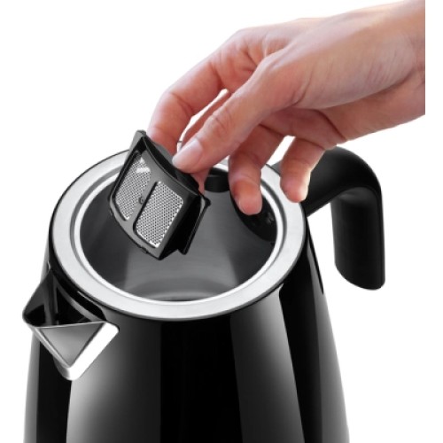 Электрочайник DeLonghi KBY 2011 BK (KBY2011BK)