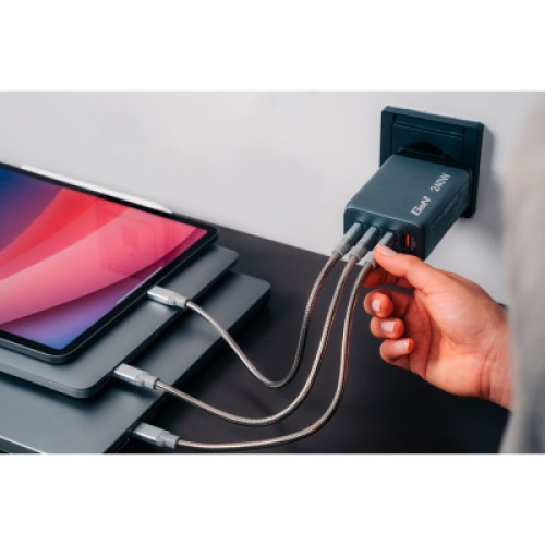 Зарядное устройство Verbatim GaN 240 W 4 ports (USB-C-140 W,USB-C-100 W,USB-C-65 W /USB-A -3.0) (32205)