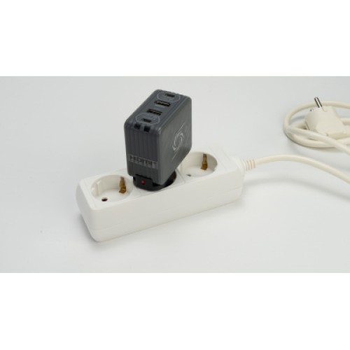 Зарядное устройство AVerMedia GC313 CORE GO 100W 2хUSB-С 1хUSB-A 1xHDMI black (40AAGC313AWN)