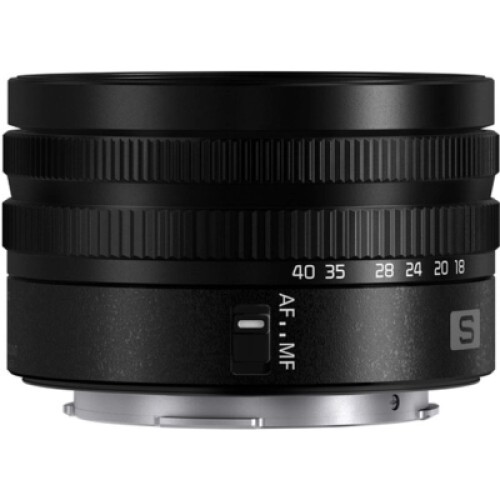 Объектив Panasonic Lumix S 18-40 mm F4.5-6.3 (S-R1840E)