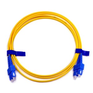 Оптический патчкорд CMS SC/UPC-SC/UPC SingleMode, Duplex, Slim, 1м (UPC-1SCSC(SM)D(ON)S)
