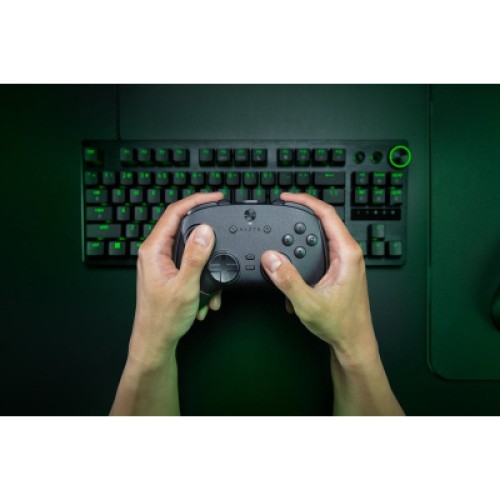 Геймпад Razer Wolverine V3 PRO 8K PC Wireless Black (RZ06-05540100-R3M1) Геймпад Razer Wolverine V3 PRO 8K PC Wireless Black (RZ06-05540100-R3M1)