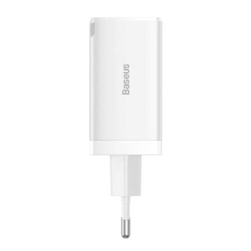 Зарядное устройство Baseus 2xUSB-C 65W + 1xUSB GaN + cable USB-C to USB-C 100W 1.0m white (CCGP120202) Зарядное устройство Baseus 2xUSB-C 65W + 1xUSB GaN + cable USB-C to USB-C 100W 1.0m white (CCGP120202)