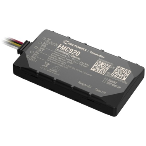GPS трекер Teltonika FMC920 GPS трекер Teltonika FMC920