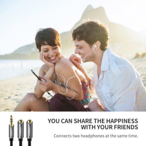 Кабель мультимедийный 3.5mm M to 2x3.5mm F 0.2m AV123 black Ugreen (10532)