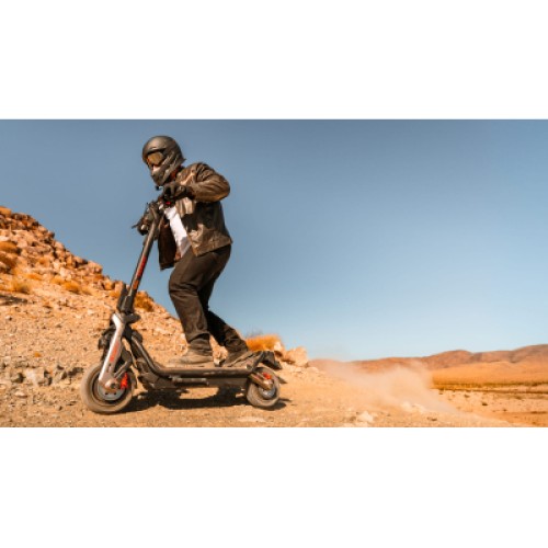 Электросамокат Segway GT3 PRO черный (AA.06.02.02.0004) Электросамокат Segway GT3 PRO черный (AA.06.02.02.0004)