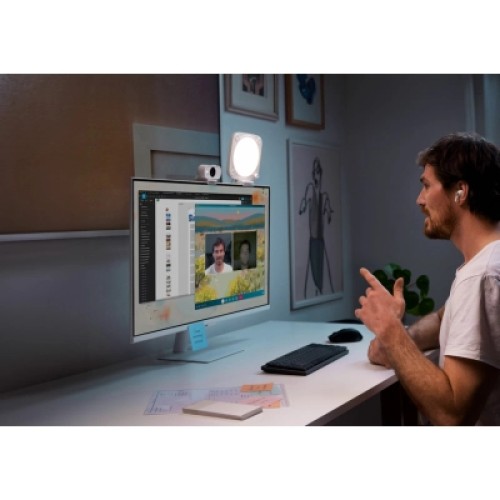 Веб-камера ELGATO Facecam Neo (10WAE9901) Веб-камера ELGATO Facecam Neo (10WAE9901)