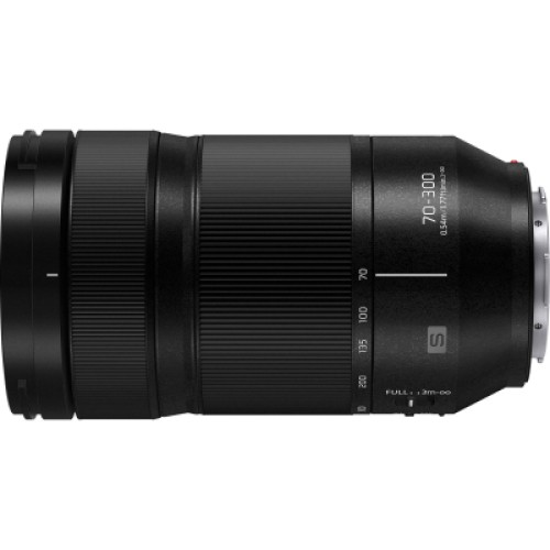 Объектив Panasonic Lumix S 70-300 мм F4.5-5.6 (S-R70300E) Объектив Panasonic Lumix S 70-300 мм F4.5-5.6 (S-R70300E)