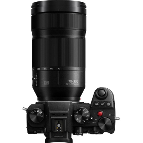 Объектив Panasonic Lumix S 70-300 мм F4.5-5.6 (S-R70300E) Объектив Panasonic Lumix S 70-300 мм F4.5-5.6 (S-R70300E)