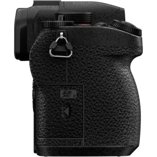 Цифровой фотоаппарат Panasonic DC-G97 Kit 12-60 mm f3.5-5.6 (DC-G97ME) Цифровой фотоаппарат Panasonic DC-G97 Kit 12-60 mm f3.5-5.6 (DC-G97ME)