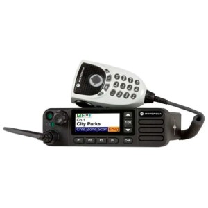 Портативная рация Motorola DM4600E 136-174М 25W with Keypad Mic