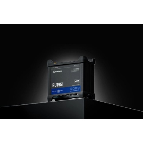 Маршрутизатор Teltonika RUT951 POE+ (RUT951B10J00) Маршрутизатор Teltonika RUT951 POE+ (RUT951B10J00)