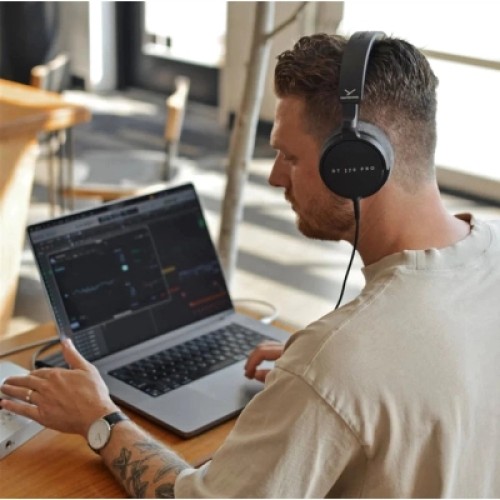 Наушники Beyerdynamic DT 270 PRO (531821) Наушники Beyerdynamic DT 270 PRO (531821)