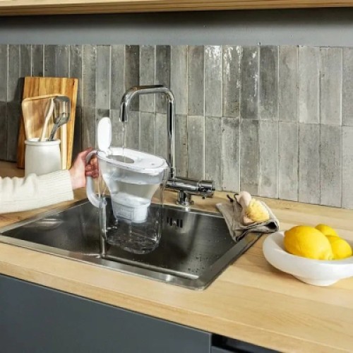 Фильтр-кувшин Brita Style Essential XL MXPro 3.6л + 3 картриджа білий (1058705) Фильтр-кувшин Brita Style Essential XL MXPro 3.6л + 3 картриджа білий (1058705)