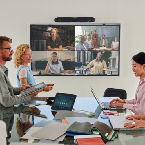 Система видеоконференции Poly Studio X52 All-In-One Video Bar (8D8K2AA)