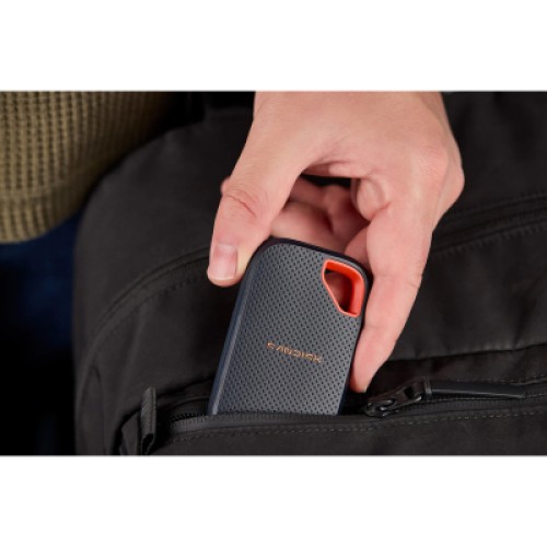 Накопитель SSD USB 3.2 4TB SanDisk (SDSSDE70-4T00-G25) Накопитель SSD USB 3.2 4TB SanDisk (SDSSDE70-4T00-G25)