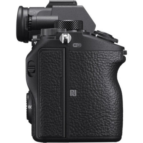 Цифровой фотоаппарат Sony Alpha 7 M3 body black (ILCE7M3B.CEC)