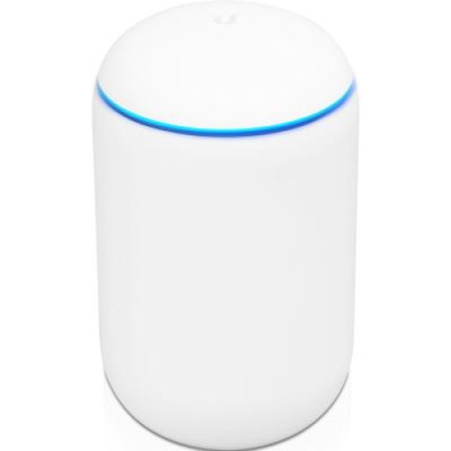 Точка доступа Wi-Fi Ubiquiti UDM