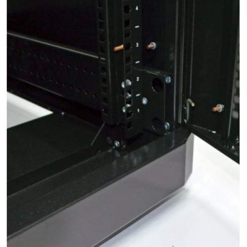 Шкаф напольный CMS 42U 610x1055 мм (Ш*Г) перф. двери, усиленая (UA-MGSE42610MPB) Шкаф напольный CMS 42U 610x1055 мм (Ш*Г) перф. двери, усиленая (UA-MGSE42610MPB)