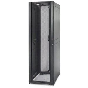 Шкаф напольный APC 42U NetShelter SX 600*1070мм (AR3100)